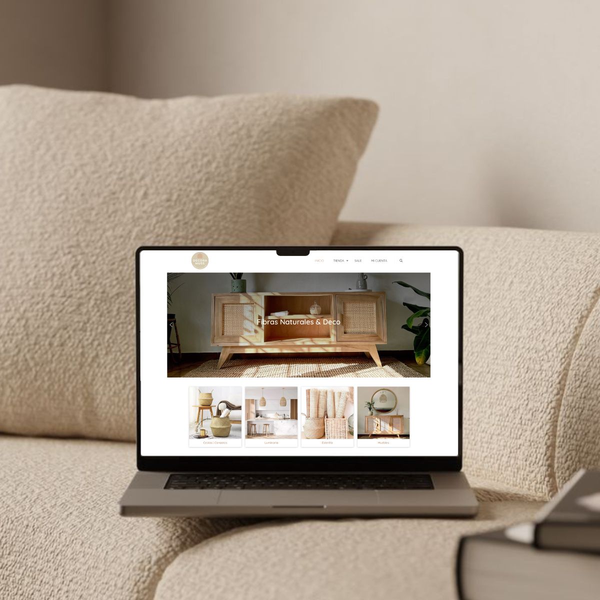 Estudio de diseño web, trabajo web tipo ecommerce para Decoramuss en el departamento de Montevideo, Uruguay
